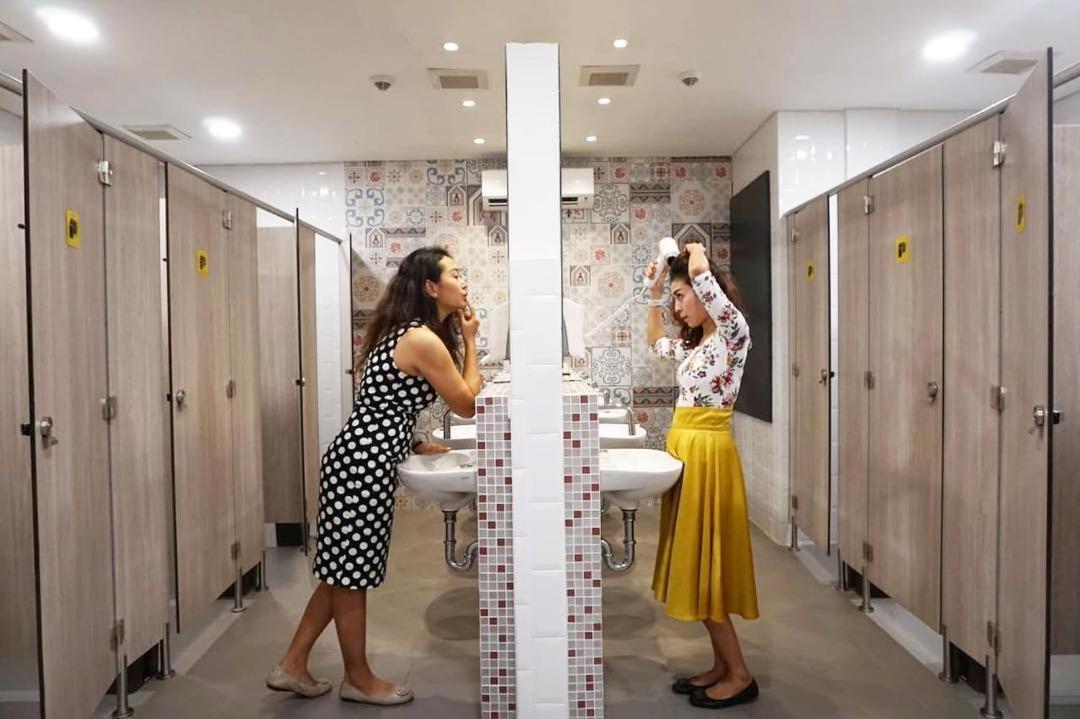 The Social House - Coliving & Hostel - Previously Known As Nomad Hostel Jakarta Extérieur photo